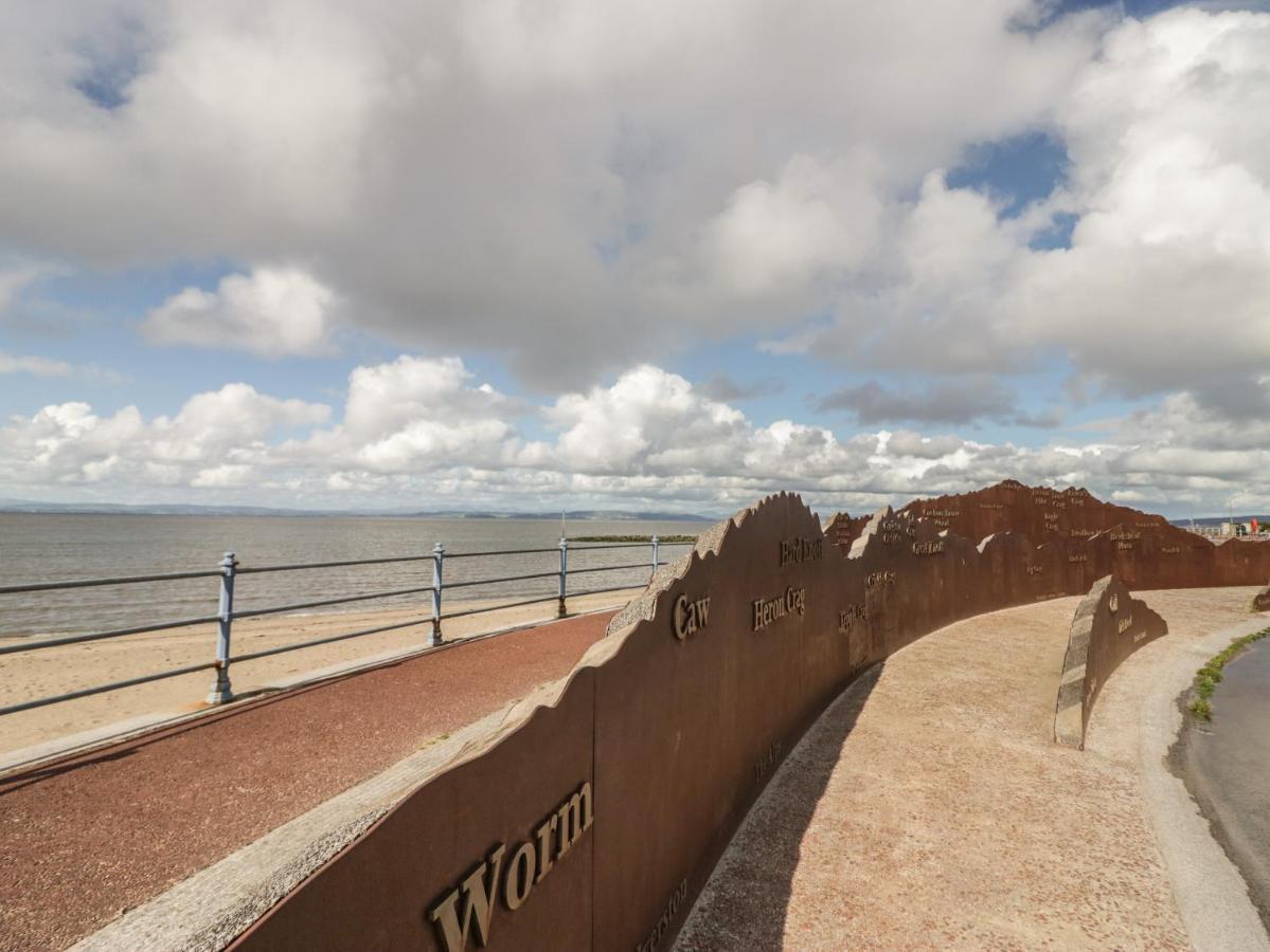 Appartamento Eden On The Crescent Morecambe Esterno foto
